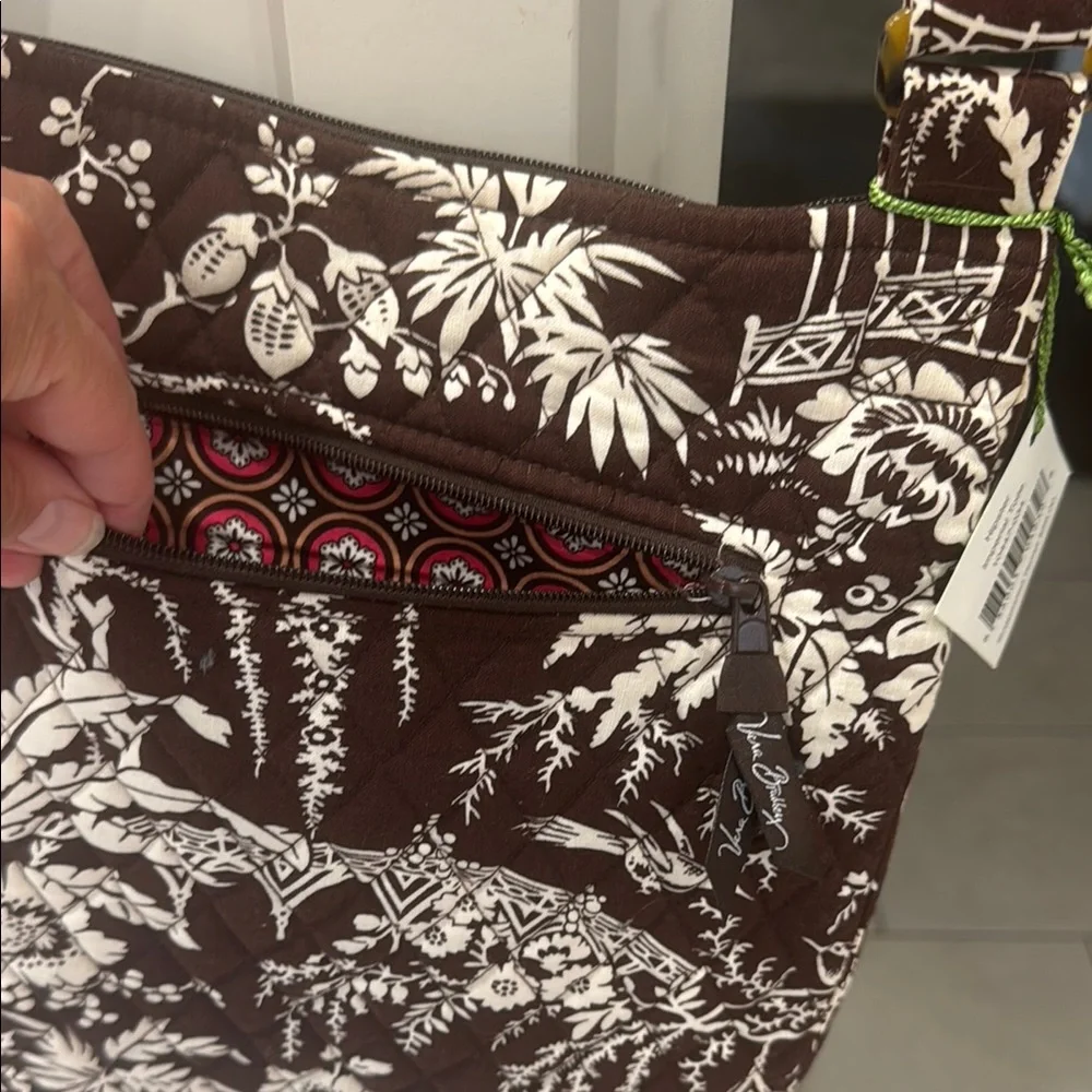 NWT Vintage Vera Bradley Julia Imperial pattern  Crossbody Bag - Picture 9 of 9